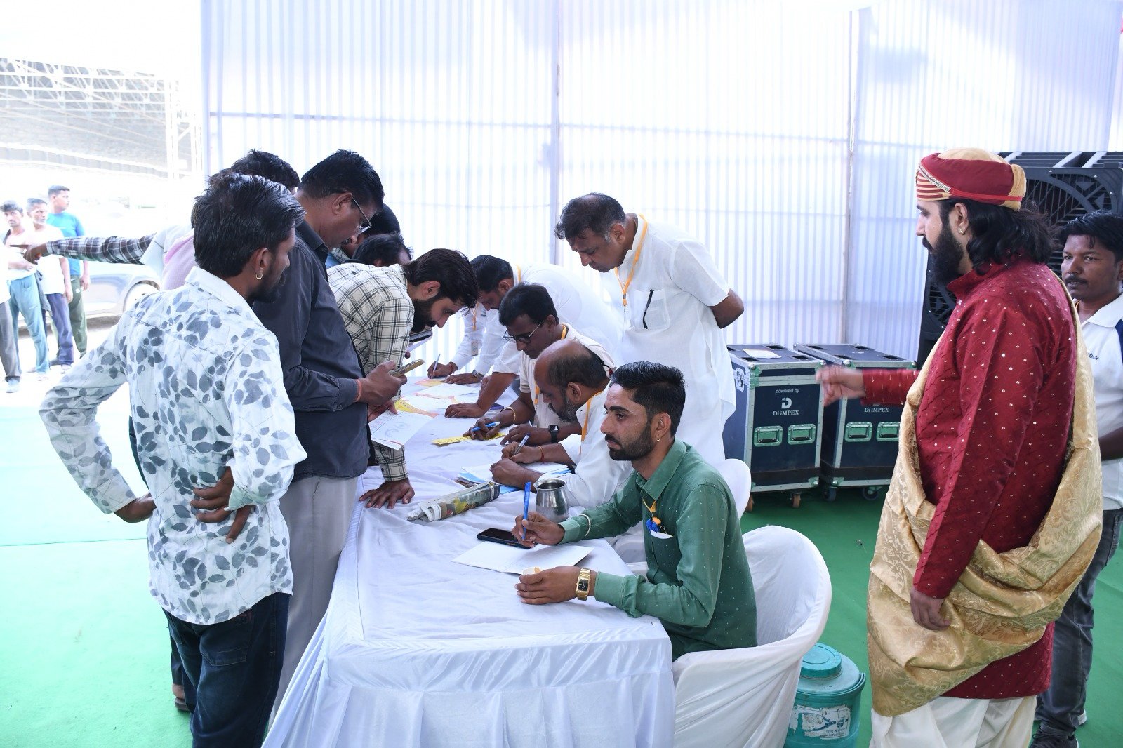 0F81F14B-CCBE-402A-998D-CA442AF124A6