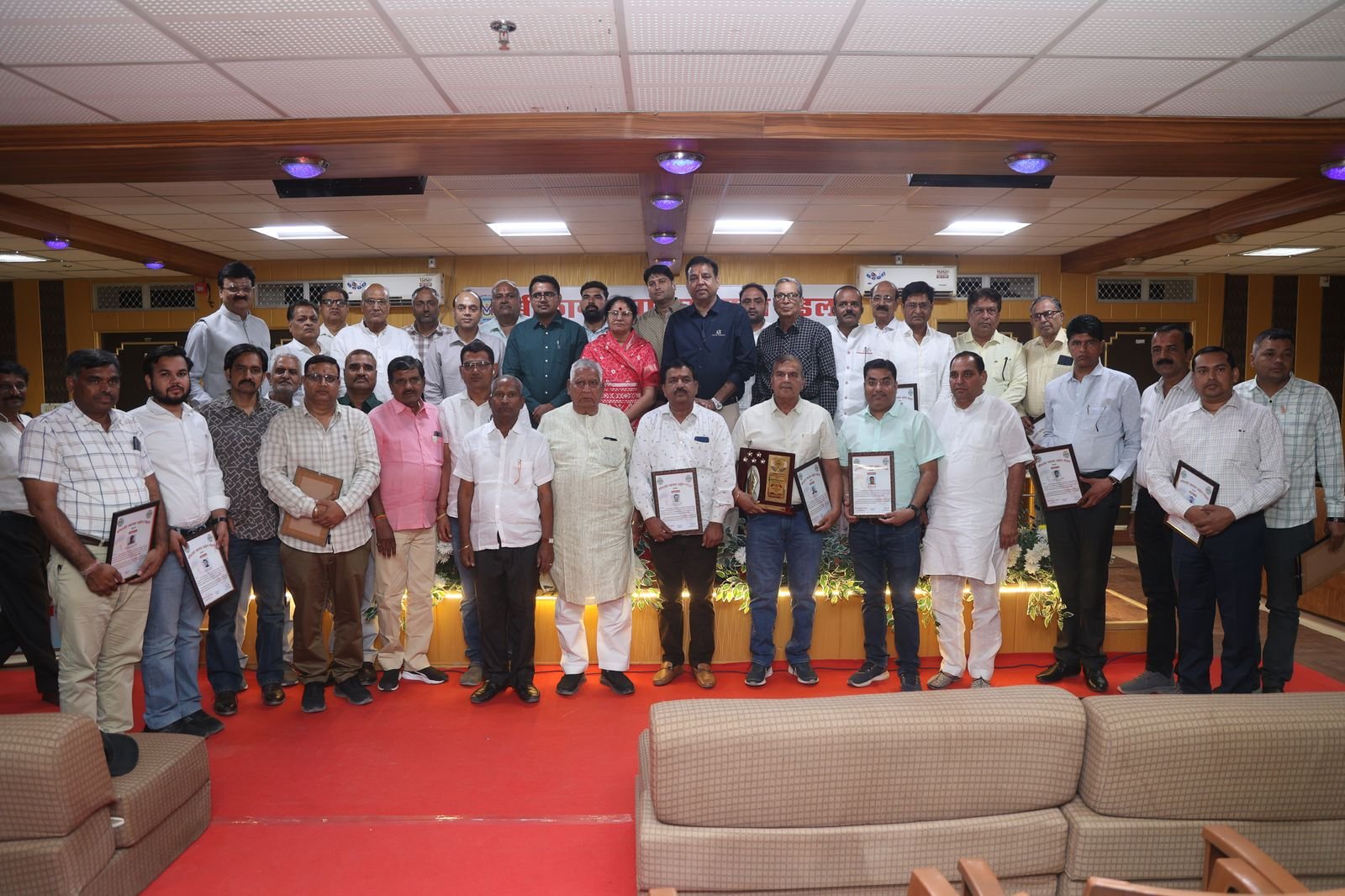 WhatsApp Image 2025-04-05 at 21.06.55 (2)